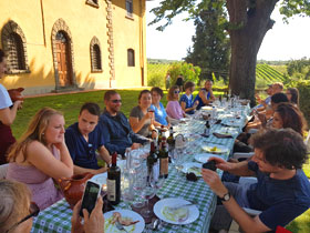 Food and wine tours in Tuscany