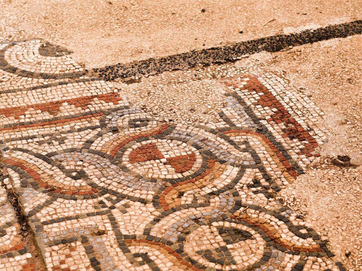 mosaic masterclass at Istituto Galilei 